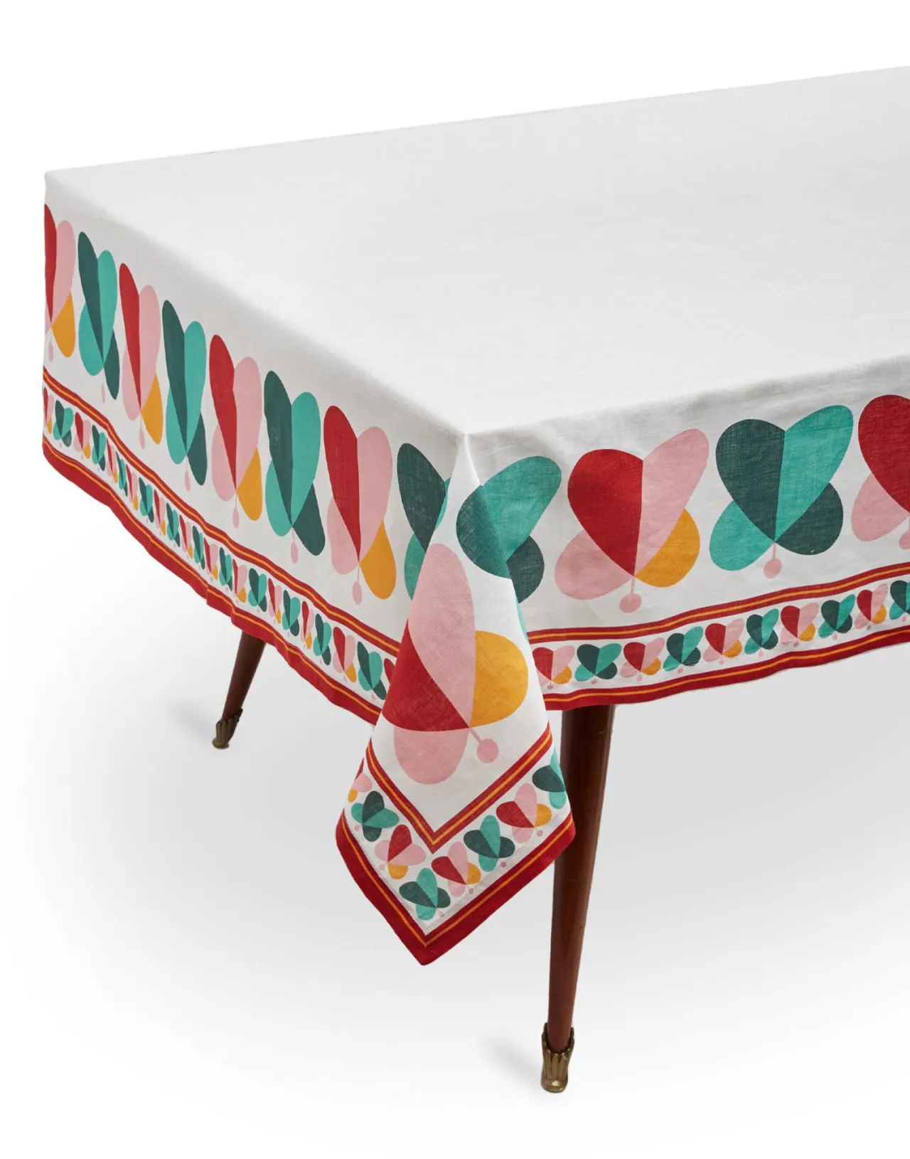 New La DoubleJ Medium Tablecloth (180x280)Farfalle Ring (Placed) in Linen