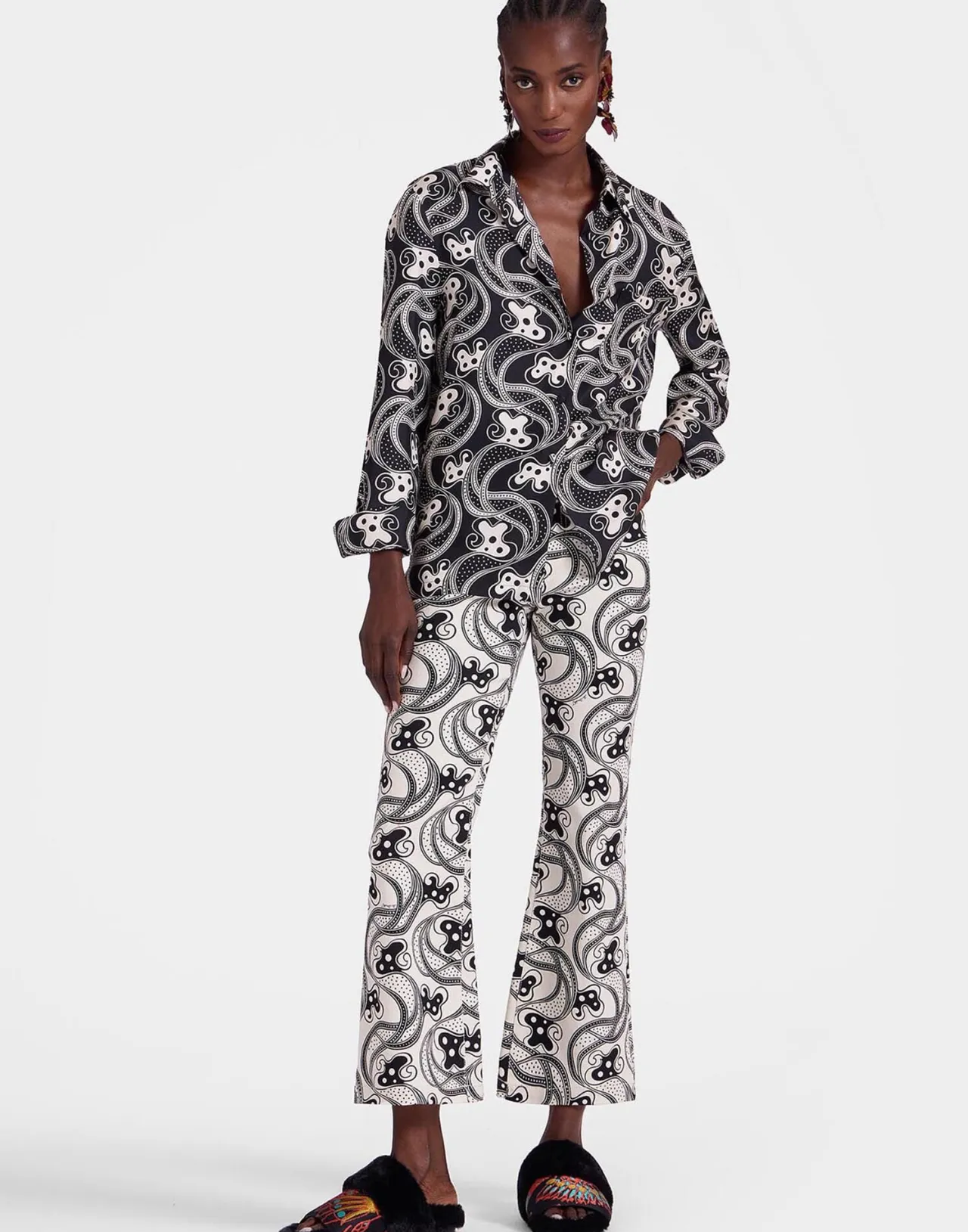 Fashion La DoubleJ The Cropped Flare JeanAperol Black & White in Cotton Drill