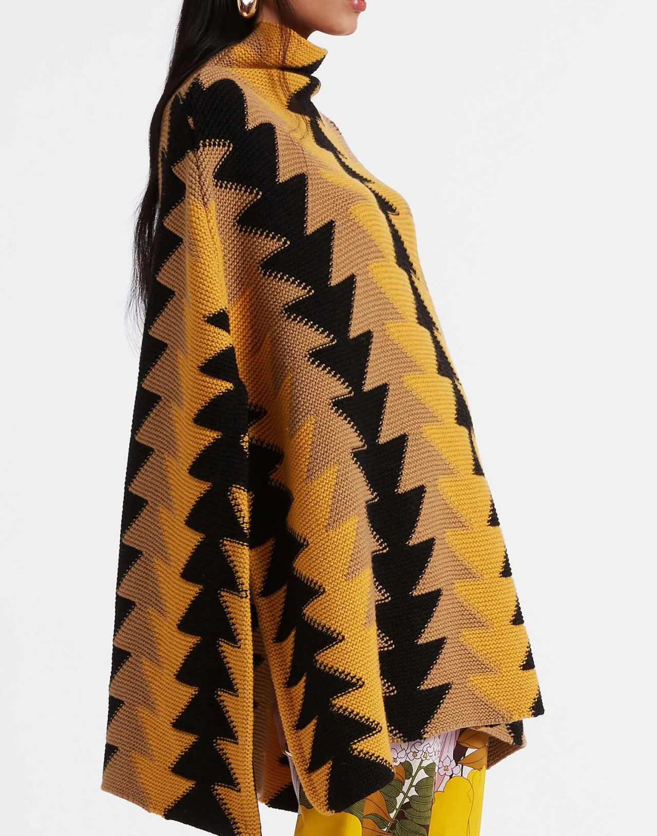 Best La DoubleJ Trine CapeYellow in Wool Intarsia